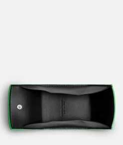 Bottega Veneta Cassette Folded Coin Purse Black / Parakeet Hot